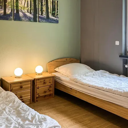 3 Bedroom Amazing In Semesterbostad