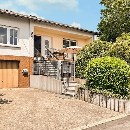 3 Bedroom Amazing In Semesterbostad *