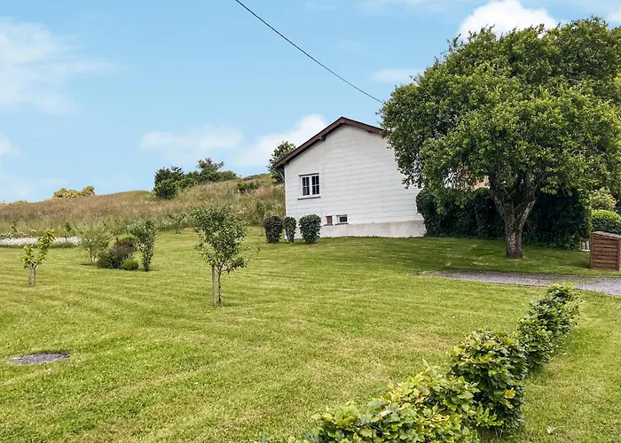 3 Bedroom Amazing In Dom wakacyjny Fleringen